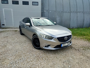 Mazda 6 2013 (2 фото из 14)