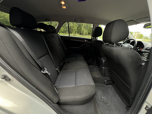 Toyota Avensis 2007 1.9 93kw (12 foto / 14)