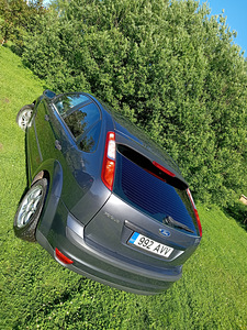 Ford Focus (2 фото из 12)