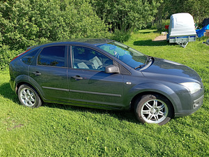 Ford Focus (3 фото из 12)