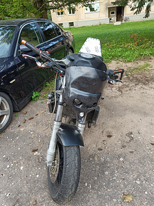 Honda CBR900RR (2 foto / 7)