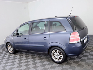 Opel Zafira Comfort ATM 2.2 110kW (4 foto / 8)