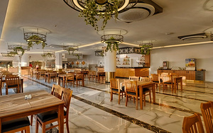GRAND UYSAL BEACH & SPA HOTEL (10 фото из 10)