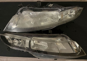 Передние фары Honda Civic VIII hatchback (3 фото из 6)