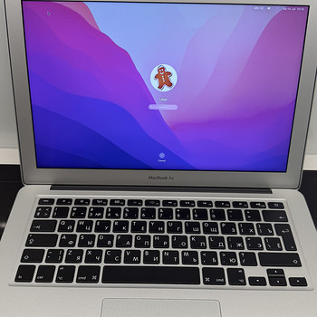 Macbook Air 13 2015 в очень хорошем состоянии