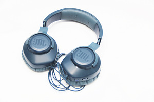 Kõrvaklapid JBL Quantum 100 (2 foto / 2)