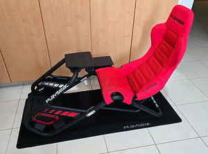 Playseat Trophy Red + крепление для коробки передач (1 фото из 1)