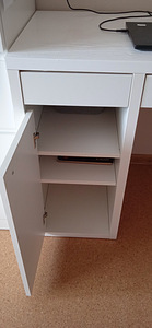 Письменный стол ikea (4 фото из 8)