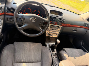 Toyota (7 фото из 9)