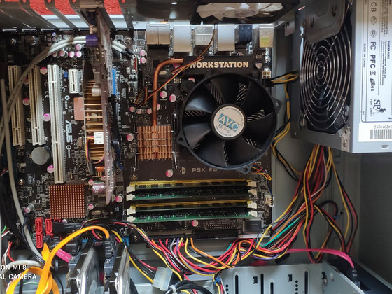 Koмпьютер Intel Core 2