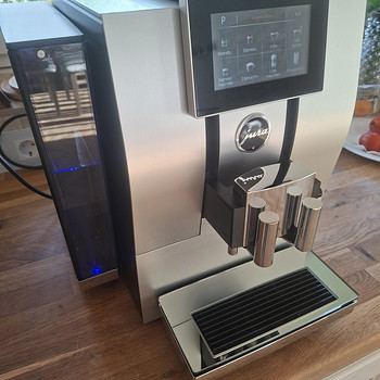 Jura Z8 täisautomaatne kohvimasin