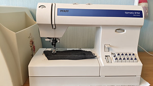 Швейная машинка Pfaff 6152 (1 фото из 10)