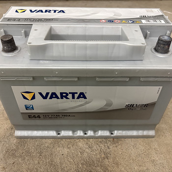 Аккумулятор Varta 77 А·ч 780A