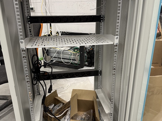 Serverikapp / Сетевой шкаф XtendLan 19" 22U 600x600