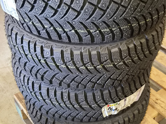 195/60R15