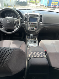 Hyundai Santa Fe 2.2 145KW (6 foto / 6)