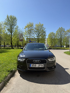 Audi a4 limousine (1 foto / 6)