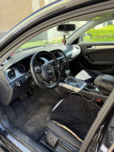 Audi a4 limousine (5 foto / 6)