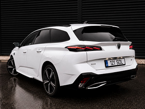 Peugeot 308 GT Pakett 1.5 96kW GT Pakett (7 foto / 13)
