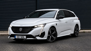 Peugeot 308 GT Pakett 1.5 96kW GT Pakett (1 foto / 13)