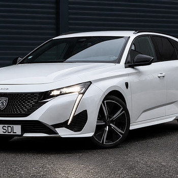 Peugeot 308 GT Pakett 1.5 96kW GT Pakett