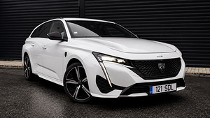 Peugeot 308 GT Pakett 1.5 96kW GT Pakett (3 foto / 13)