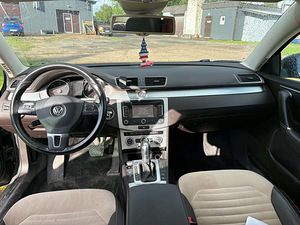 VW Passat 1.6 TDI 77 кВт (5 фото из 5)