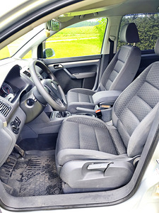 Vw touran 1.9tdi 77kw 2007a. (6 foto / 10)