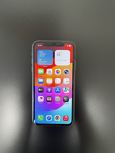 Apple iPhone 11 64 ГБ (2 фото из 5)