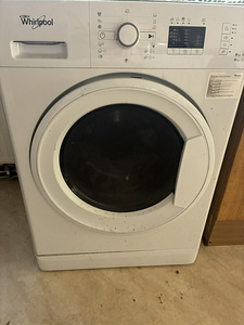 Стиральная машина с сушкой Whirlpool (1 фото из 1)