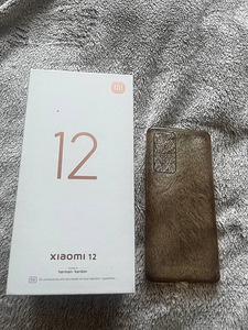 Xiaomi 12 (3 фото из 4)