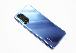 Mobiiltelefon Huawei Nova Y70 128GB 6.75-tolli 6000mAh (2 foto / 3)