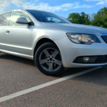 SKODA SUPERB FACELIFT automat 2014a