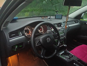 SKODA SUPERB FACELIFT automat 2014 a (10 foto / 15)
