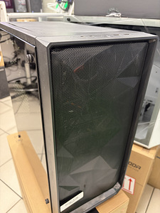 I5-8400 • Z370 • 16GB DDR4 • 128GB SSD+500GB HDD • GTX 1660S (1 foto / 2)
