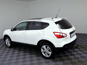 Nissan Qashqai Comfort Facelift 1.6 84kW (4 foto / 8)