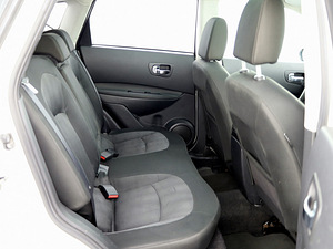 Nissan Qashqai Comfort Facelift 1.6 84kW (7 foto / 8)