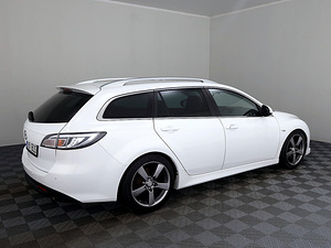 Mazda 6 Luxury Facelift 2.2 TD 132kW (3 фото из 7)