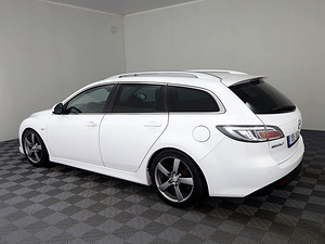 Mazda 6 Luxury Facelift 2.2 TD 132kW (4 фото из 7)