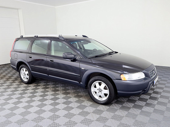Volvo XC70 Summum Facelift ATM 2.4 D5 136kW
