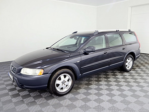 Volvo XC70 Summum Facelift ATM 2.4 D5 136kW (2 фото из 7)