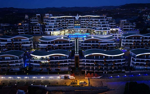 ELITE LUXURY SUITE & SPA HOTEL (3 фото из 10)