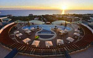 ELITE LUXURY SUITE & SPA HOTEL (10 фото из 10)