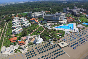 ADORA RESORT HOTEL (2 foto / 10)