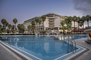 ADORA RESORT HOTEL (9 foto / 10)