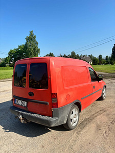 Opel Combo 1.3D 55 кВт (4 фото из 6)