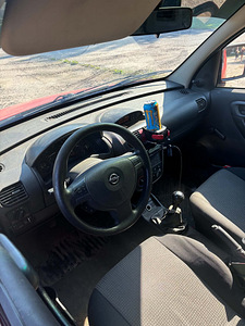 Opel Combo 1.3D 55 кВт (5 фото из 6)