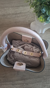 Сумка женская (3 фото из 6)