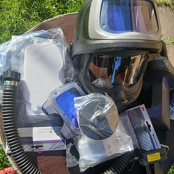 Keevitusmask sundventilatsiooniga