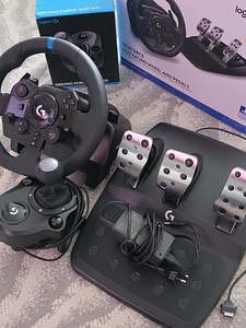 Rool Logitech G923 PC/PS4/PS5 + Driving Force käigukang (1 foto / 1)